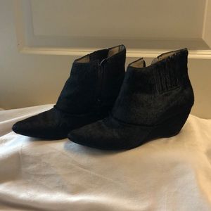 Matisse Leather/Real Fur Black Bootie